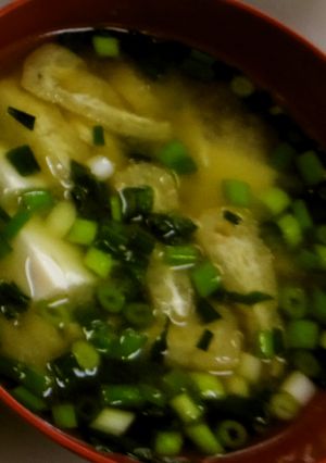 豆腐と油揚げのみそ汁-レシピのメイン写真
