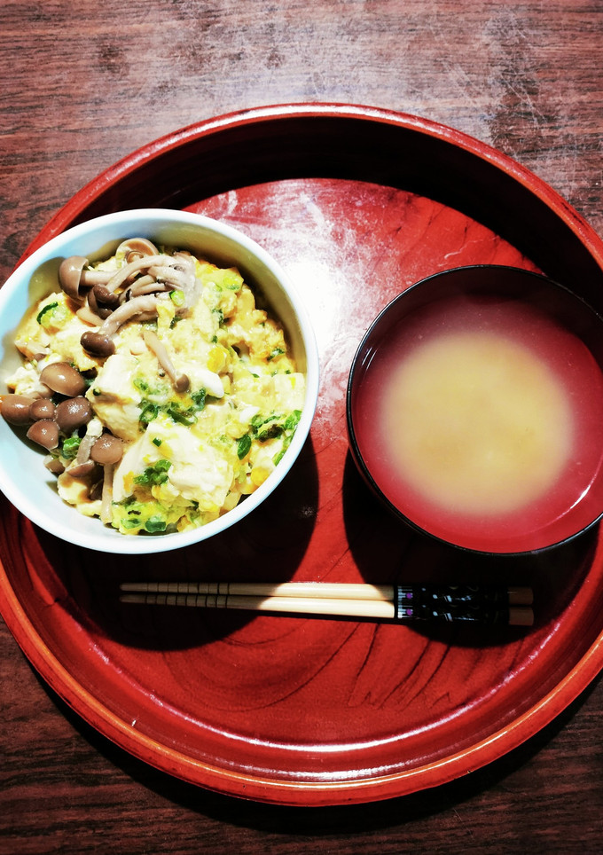 きのことお豆腐の甘辛卵とじ丼-レシピのメイン写真