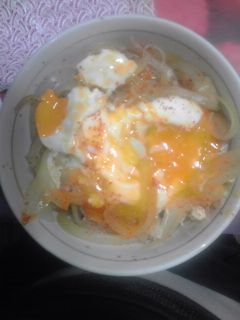 お麩しらたき玉ねぎのとろーり半熟卵丼-レシピのメイン写真
