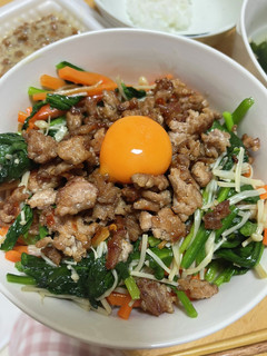 ビビンバ風風丼-レシピのメイン写真