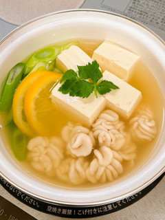 白子を楽しむ♪白子と豆腐とネギの鍋-レシピのメイン写真