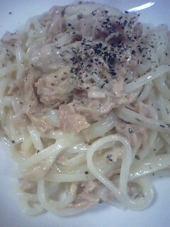 ランチに♪ツナマヨバターうどん-レシピのメイン写真