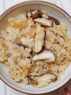 椎茸の炊き込みごはん-レシピのメイン写真