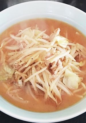 華味ラーメンスープで味噌ラーメン-レシピのメイン写真