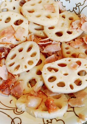 蓮根とベーコンの炒め物-レシピのメイン写真