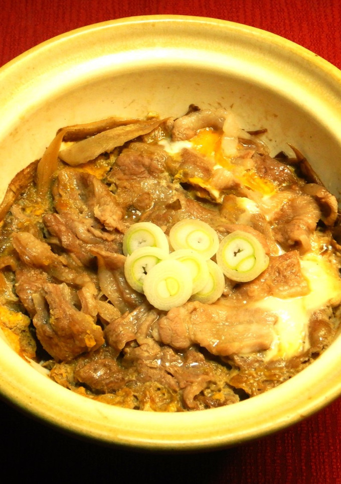 牛肉とゴボウの簡単鍋あったかいのを食卓へ-レシピのメイン写真
