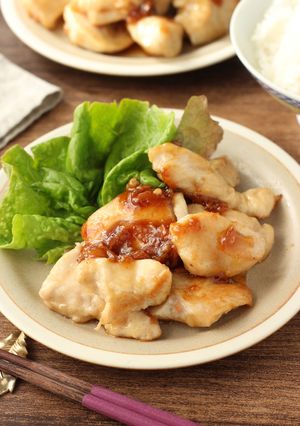 節約＆ヘルシー【鶏むね肉の梅ポンソテー】-レシピのメイン写真