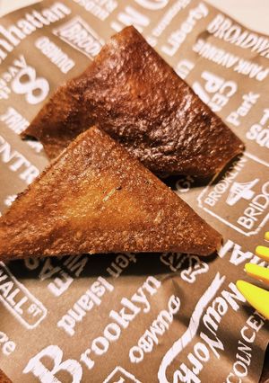 夜の當に!ウニとクリームチーズの三角春巻-レシピのメイン写真