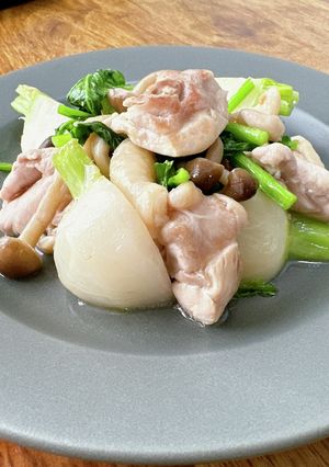 塩出汁で♪かぶと鶏もも肉のさっぱり炒め-レシピのメイン写真