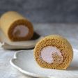 黒糖とあんこクリームのロールケーキ