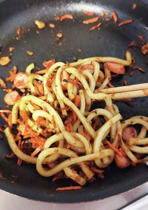 残り物アレンジ☆簡単焼きうどん-レシピのメイン写真