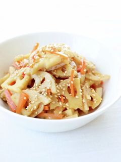 作り置きにも【蓮根と人参のきんぴら】-レシピのメイン写真