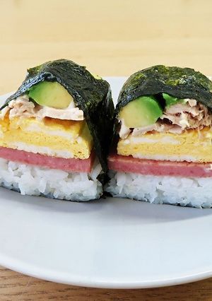 ポークたまごアボカド＆ツナおむすび-レシピのメイン写真