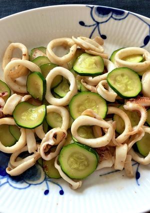 ヤリイカとズッキーニのバター醤油炒め-レシピのメイン写真