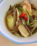 水菜と鶏肉と椎茸のほっこり薬膳風スープ