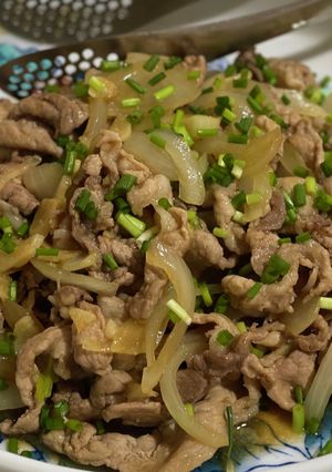 超簡単♡ご飯にも♡豚肉と玉ねぎの炒め物-レシピのメイン写真