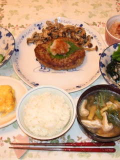 高野豆腐でヘルシーハンバーグ-レシピのメイン写真