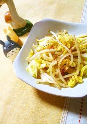 低カロ？もやしと春キャベのマヨでピリ辛☆-レシピのメイン写真