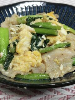 小松菜と豚バラ肉のふわふわ卵炒め-レシピのメイン写真