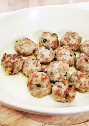 子供にお弁当につまみにネギ塩カレーつくね-レシピのメイン写真