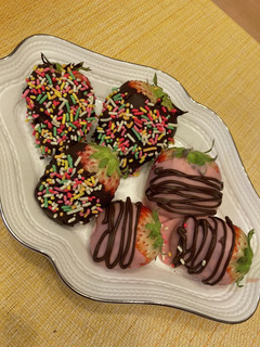 カラフルいちごチョコ-レシピのメイン写真