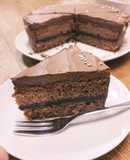 ふわふわ生チョコサンドケーキ
