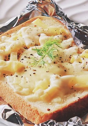 やみつき☆北欧風ピザパン★たくあん☆昼食-レシピのメイン写真