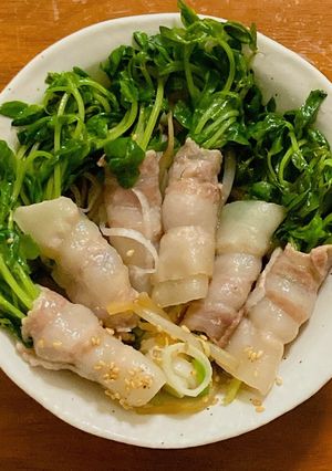 肉巻き豆苗フライパン蒸し-レシピのメイン写真