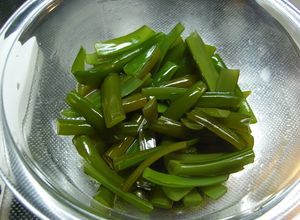 コンビニのおつまみ風！茎ワカメ-レシピのメイン写真