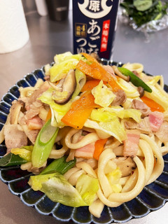 めんつゆ!野菜たっぷりもちもち焼きうどん-レシピのメイン写真