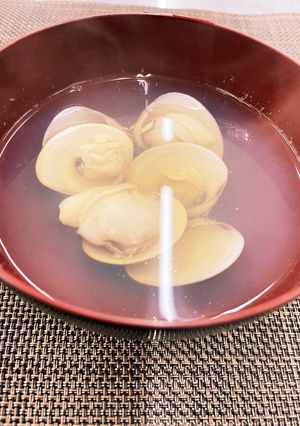 蛤のお出汁たっぷり贅沢なお吸い物-レシピのメイン写真