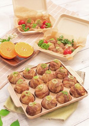 銅製 たこ焼き器で作る 肉巻き おにぎり-レシピのメイン写真
