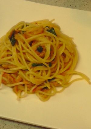 簡単♪トマトとツナとバジルのパスタ-レシピのメイン写真