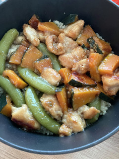 鶏胸肉と彩野菜の炊き込みご飯-レシピのメイン写真
