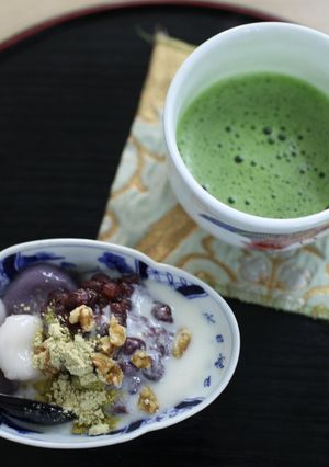 紫芋(粉)とさくらの白玉団子-レシピのメイン写真