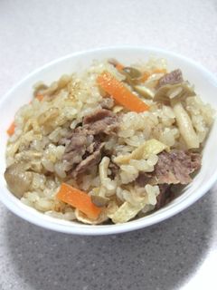 手間なし☆ピラフ風炊き込み牛飯♪-レシピのメイン写真