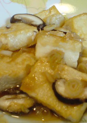 外がパリッ！な豆腐のめんつゆ煮-レシピのメイン写真