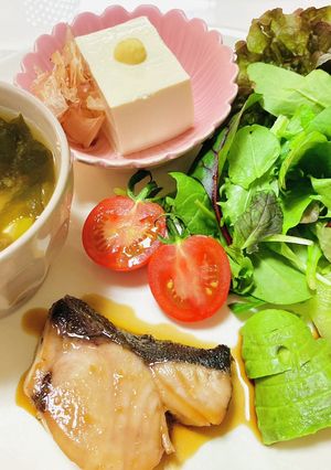 ブリの照り焼きメインで今日のご飯和食-レシピのメイン写真