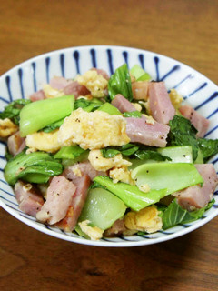 青梗菜とベーコンのちょい洋風炒め-レシピのメイン写真