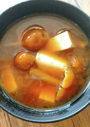 我が家の定番☆豆腐となめこの味噌汁♪-レシピのメイン写真