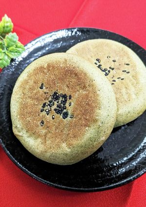 春におすすめ~よもぎ平焼きあんぱん☆-レシピのメイン写真
