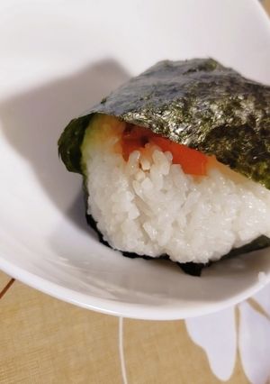 福神漬けおにぎり✩.*˚-レシピのメイン写真