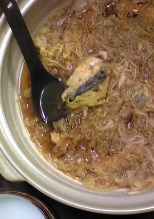 土鍋と麺つゆで簡単☆春キャベツと鰆の煮物-レシピのメイン写真