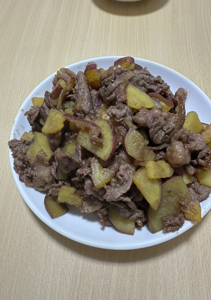 牛肉とさつまいもの炒め物-レシピのメイン写真