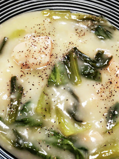 鮭と青梗菜のクリーム煮!お醤油で和風味-レシピのメイン写真