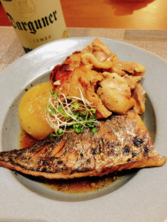 鰹のたたきと鶏もも肉の煮物(砂糖不使用)-レシピのメイン写真