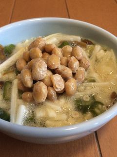簡単おいしい納豆となめこと山芋あえ-レシピのメイン写真