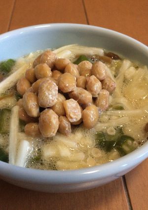 簡単おいしい納豆となめこと山芋あえ-レシピのメイン写真