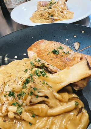 チキンソテー カレークリームソース-レシピのメイン写真