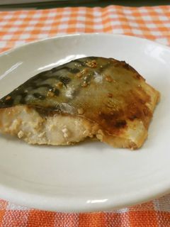 【学校給食】さばのごまみそ焼き-レシピのメイン写真